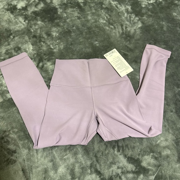 lululemon athletica Lilac Leggings - Picture 1 of 4